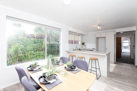 Photo of property in 56 Cambridge Road, Hillcrest, Hamilton, 3216