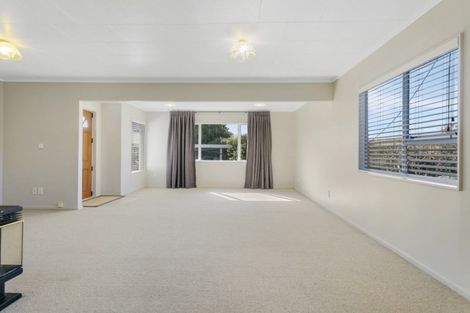 Photo of property in 2/23 Kiddle Drive, Hilltop, Taupo, 3330