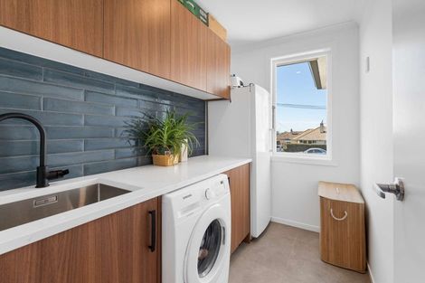 Photo of property in 16 Mclean Street, Oamaru North, Oamaru, 9400