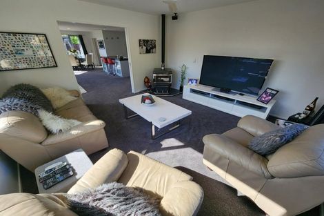 Photo of property in 26 Pohutukawa Crescent, Parklands, Christchurch, 8083