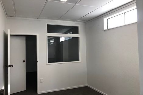 Photo of property in 8 Broadway Street, Martinborough, 5711