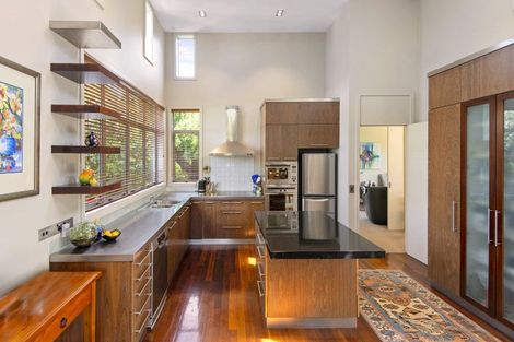 Photo of property in 33 Wroxton Terrace, Merivale, Christchurch, 8014