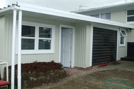 Photo of property in 44 Thompson Terrace, Manurewa, Auckland, 2102