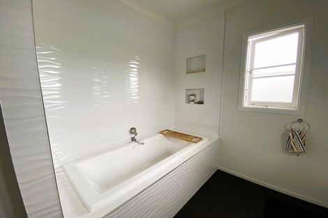 Photo of property in 9 Ridout Street, Maeroa, Hamilton, 3200