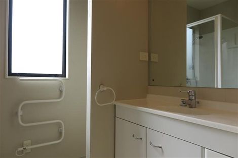 Photo of property in 68 Tiger Drive, Golflands, Auckland, 2013