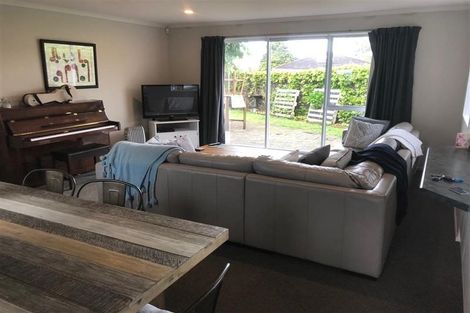 Photo of property in 13b James Walter Place, Mount Wellington, Auckland, 1060