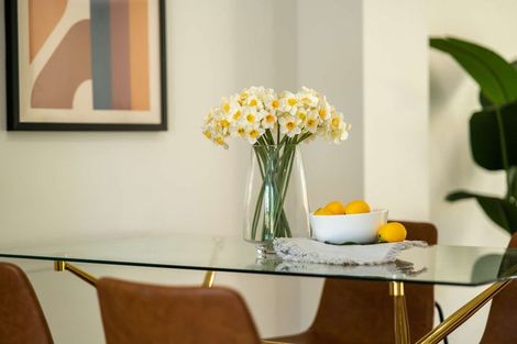 Photo of property in 6d Buisson Glade, West Harbour, Auckland, 0618