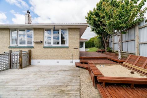 Photo of property in 18 Hanlon Street, Halfway Bush, Dunedin, 9010