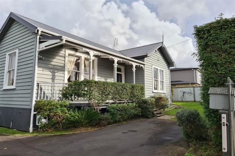 Photo of property in 205 Mount Smart Road, Onehunga, Auckland, 1061