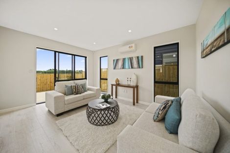 Photo of property in 28 Lusitano Drive, Karaka, Papakura, 2113