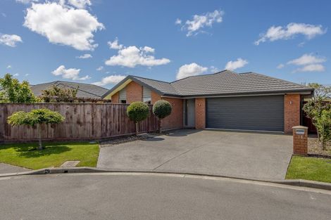 Photo of property in 14 Jefferson Close, Halswell, Christchurch, 8025