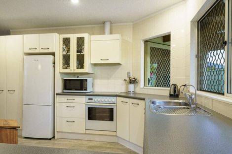 Photo of property in 11b Cheval Place, Taradale, Napier, 4112