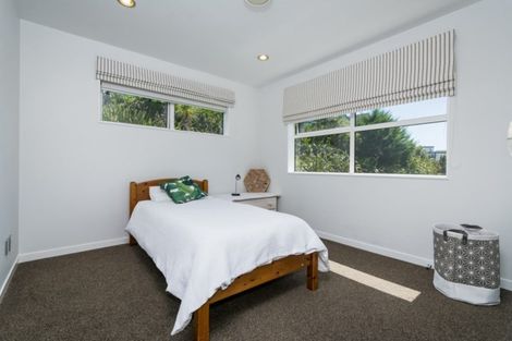 Photo of property in 15 Remuremu Street, Long Bay, Auckland, 0630