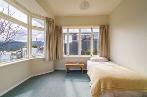 Photo of property in 15 Shandon Road, Vauxhall, Dunedin, 9013