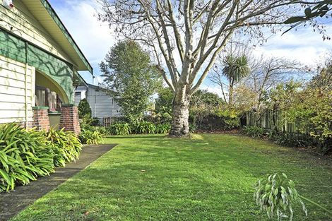 Photo of property in 21 Pencarrow Street, Highbury, Palmerston North, 4412