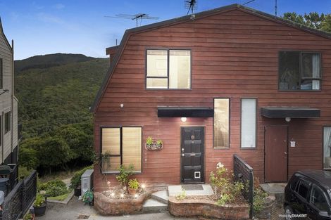 Photo of property in 11 Commons Way, Crofton Downs, Wellington, 6035