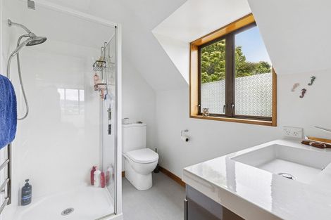 Photo of property in 50 Amapur Drive, Khandallah, Wellington, 6035