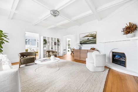 Photo of property in 203 Hurstmere Road, Takapuna, Auckland, 0622