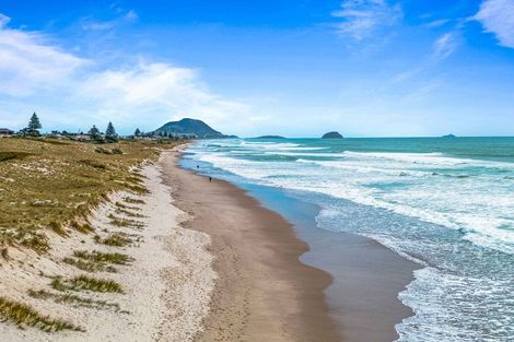 Photo of property in 395a Oceanbeach Road, Mount Maunganui, 3116