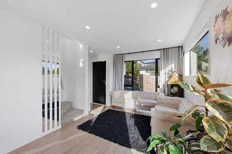 Photo of property in 70d Stanley Road, Glenfield, Auckland, 0629
