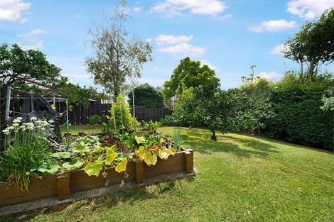 Photo of property in 180 Royal Road, Massey, Auckland, 0614