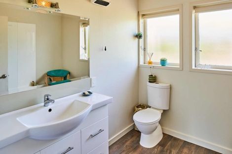 Photo of property in 81 Sea Vista Drive, Pukerua Bay, 5026