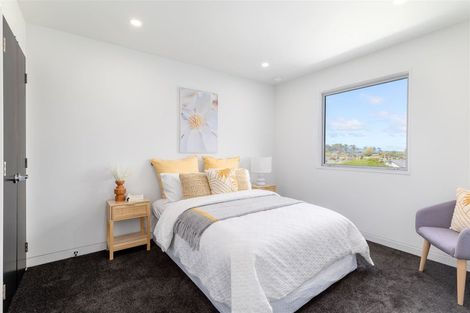 Photo of property in 11/272 Marine Parade, New Brighton, Christchurch, 8061