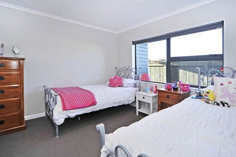 Photo of property in 15 Trump Place, Kelvin Grove, Palmerston North, 4414