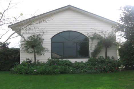 Photo of property in 44 Dalfield Place, Highbury, Palmerston North, 4412