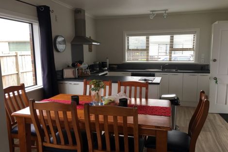 Photo of property in 37a Alma Crescent, Papakura, 2110