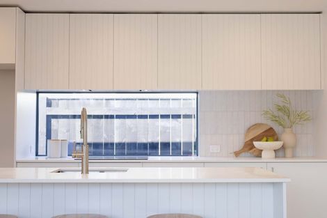 Photo of property in 6 Samuel Place, Terrace End, Palmerston North, 4410