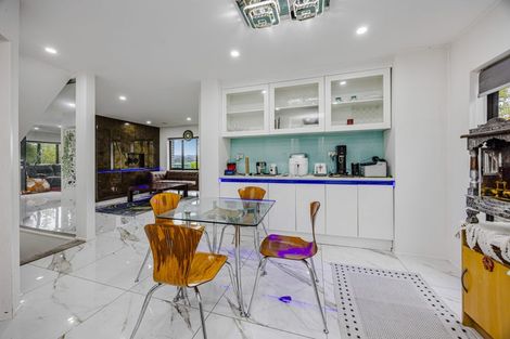 Photo of property in 276a Sturges Road, Henderson, Auckland, 0612