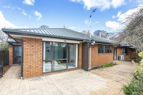 Photo of property in 32 Saint Martins Road, Saint Martins, Christchurch, 8022