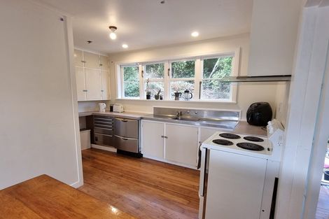 Photo of property in 71 Sunshine Avenue, Karori, Wellington, 6012