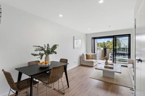 Photo of property in 4/15 Tilden Avenue, Hillcrest, Auckland, 0627