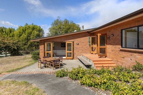 Photo of property in 630 Muhunoa Road West, Ohau, Levin, 5570