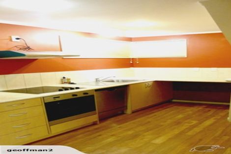 Photo of property in 35 Olivia Crescent, Tawa, Wellington, 5028