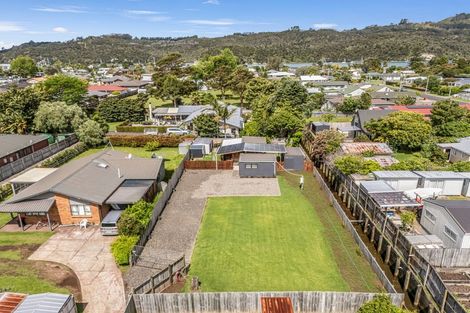 Photo of property in 17 Cook Drive, Whitianga, 3510