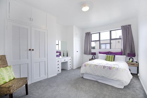 Photo of property in 1/66 Hillcrest Road, Papatoetoe, Auckland, 2025