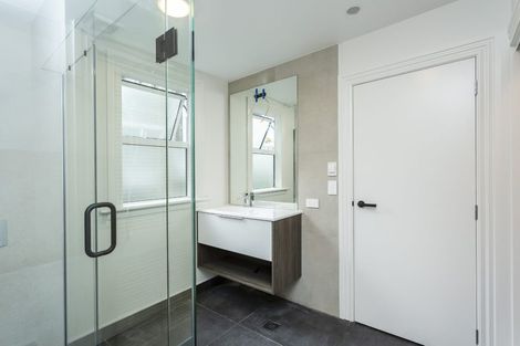 Photo of property in 4/5 View Street, Dunedin Central, Dunedin, 9016