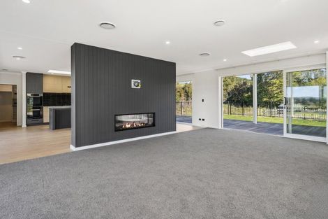 Photo of property in 54 Great Road West, Matipo Heights, Rotorua, 3015
