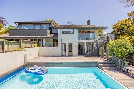 Photo of property in 73 Braemar Road, Castor Bay, Auckland, 0620