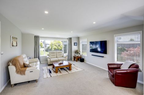 Photo of property in 6 Pelorus Avenue, Poraiti, Napier, 4112