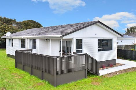 Photo of property in 3 Crispian Place, Weymouth, Auckland, 2103