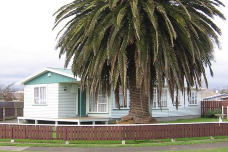 Photo of property in 2 Rodney Street, Levin, 5510