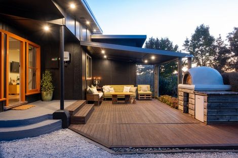 Photo of property in 9 Pedersen Road, Haumoana, 4102