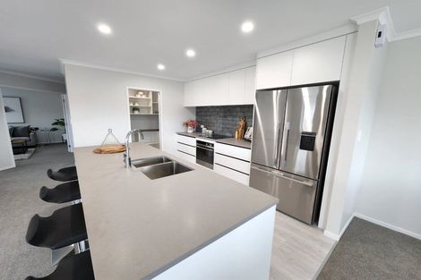 Photo of property in 8 Paul Way, Pokeno, 2402