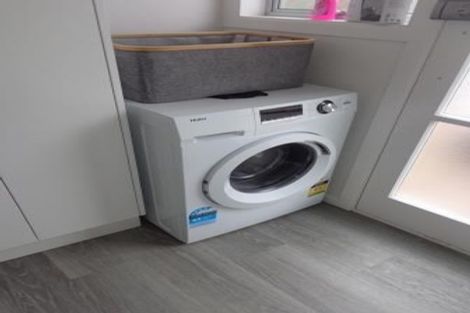 Photo of property in 1/35 Routley Drive, Glen Eden, Auckland, 0602