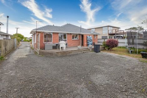 Photo of property in 155 Gayhurst Road, Dallington, Christchurch, 8061