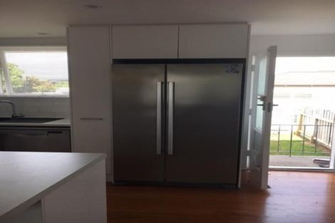 Photo of property in 1/315 Riddell Road, Glendowie, Auckland, 1071